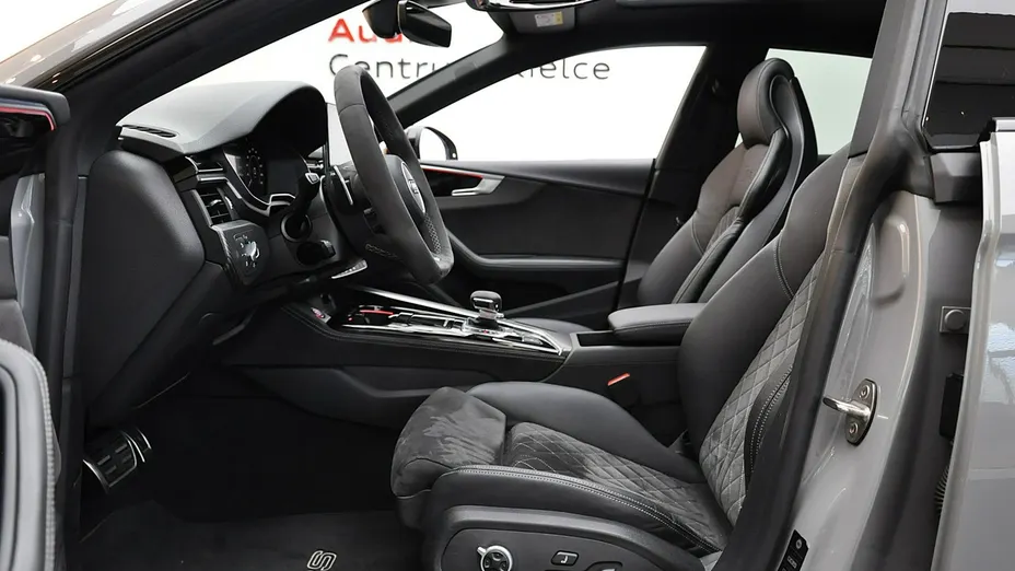 AUDI A5 RS5 Quattro Tiptronic