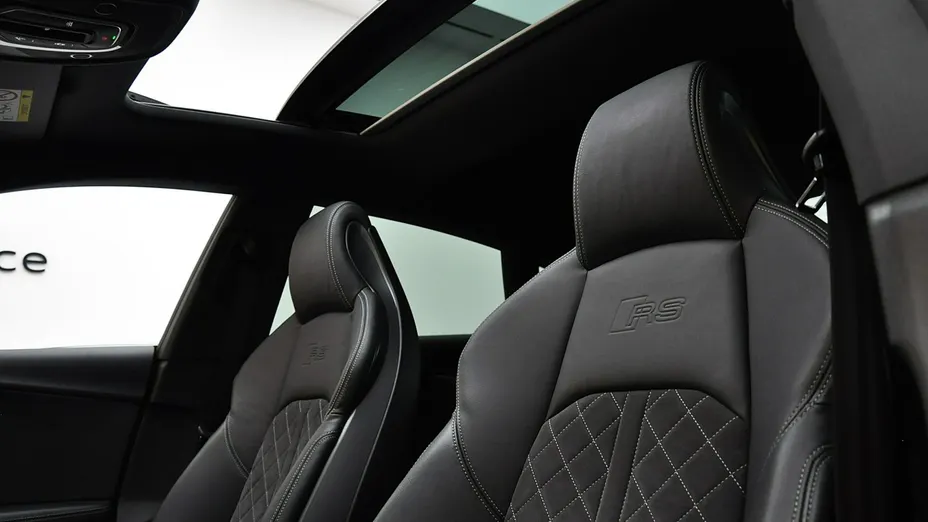 AUDI A5 RS5 Quattro Tiptronic