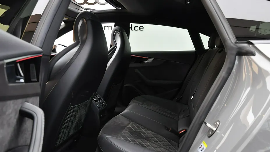 AUDI A5 RS5 Quattro Tiptronic
