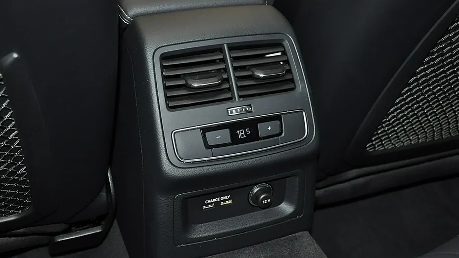 AUDI A5 RS5 Quattro Tiptronic