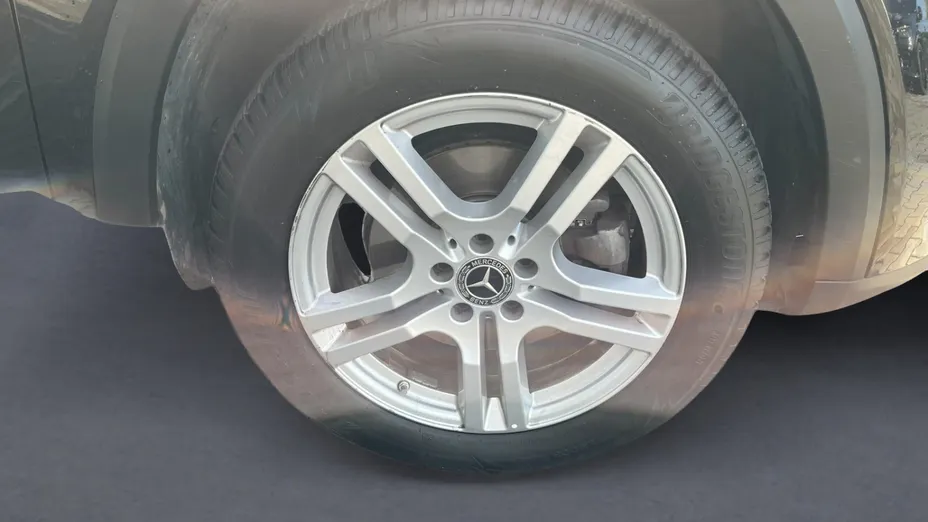MERCEDES-BENZ GLB GLB 200 7G-DCT