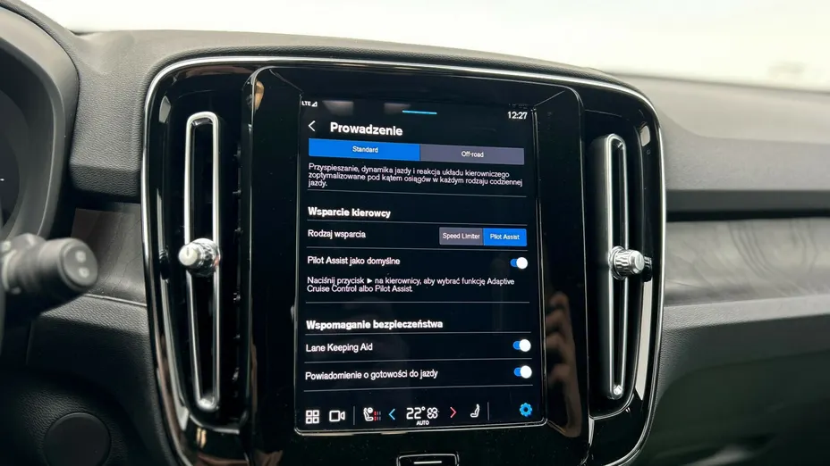 VOLVO XC40 XC40 82kWh Recharge Twin AWD Plus aut