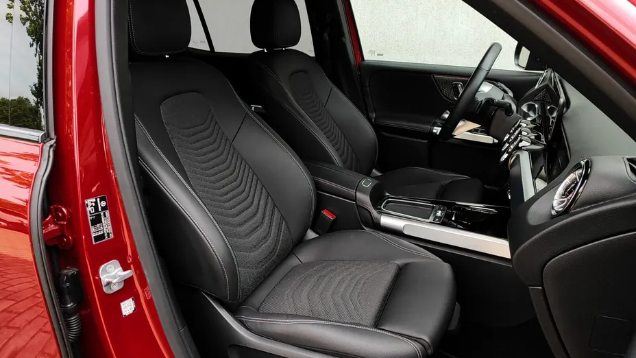 MERCEDES-BENZ GLB GLB 200 mHEV Progressive 7G-DCT