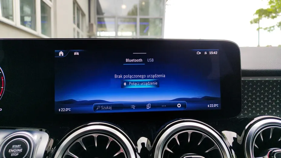 MERCEDES-BENZ GLB GLB 200 mHEV Progressive 7G-DCT