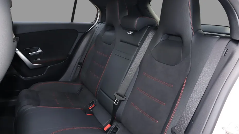 MERCEDES-BENZ A Klasa A 200 AMG Line 7G-DCT