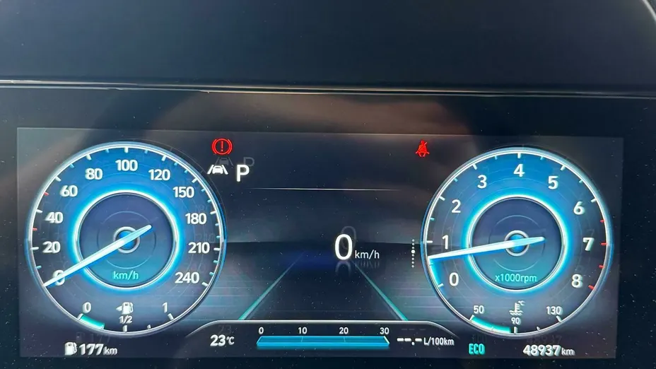 HYUNDAI Elantra Elantra 1.6 Executive CVT
