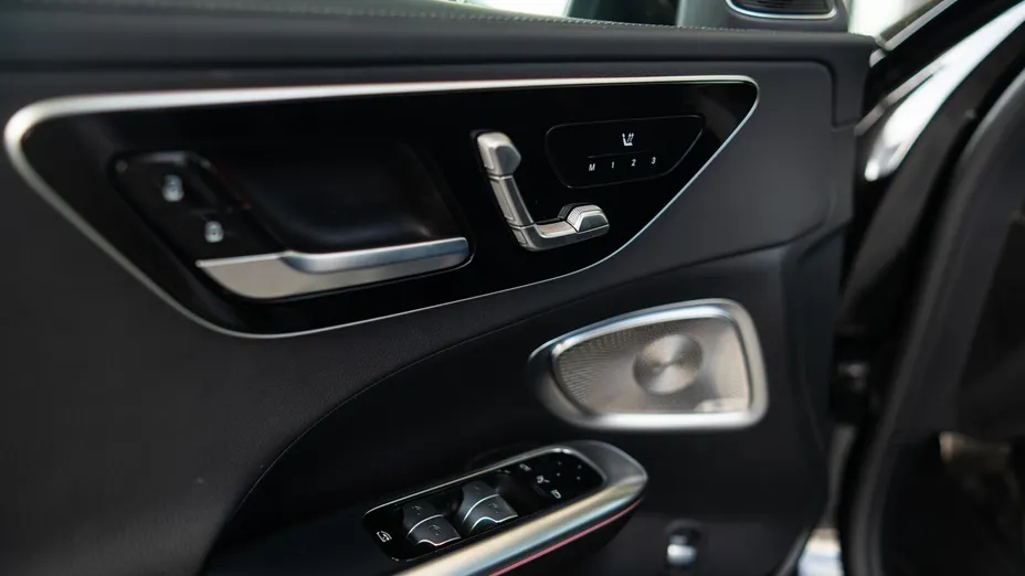 MERCEDES-BENZ C Klasa C 220 d mHEV 4-Matic AMG