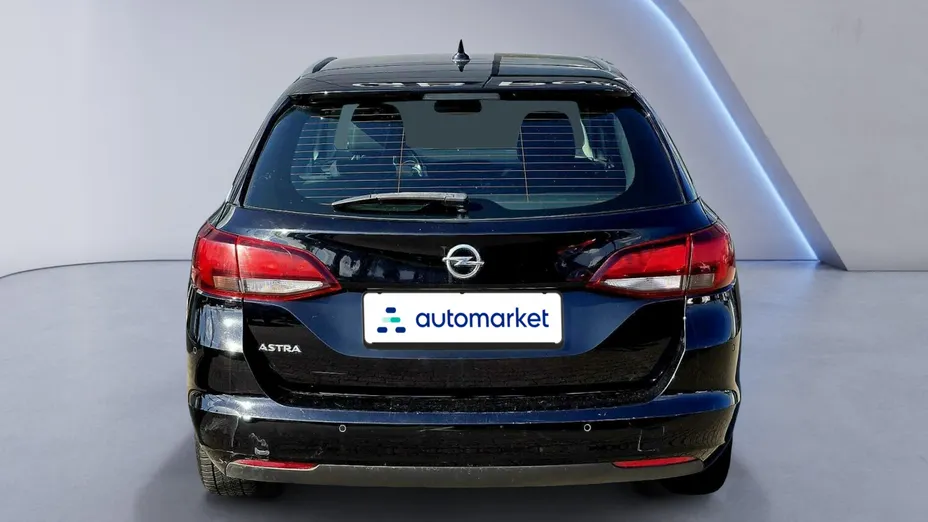 OPEL Astra Astra V 1.4 T Dynamic