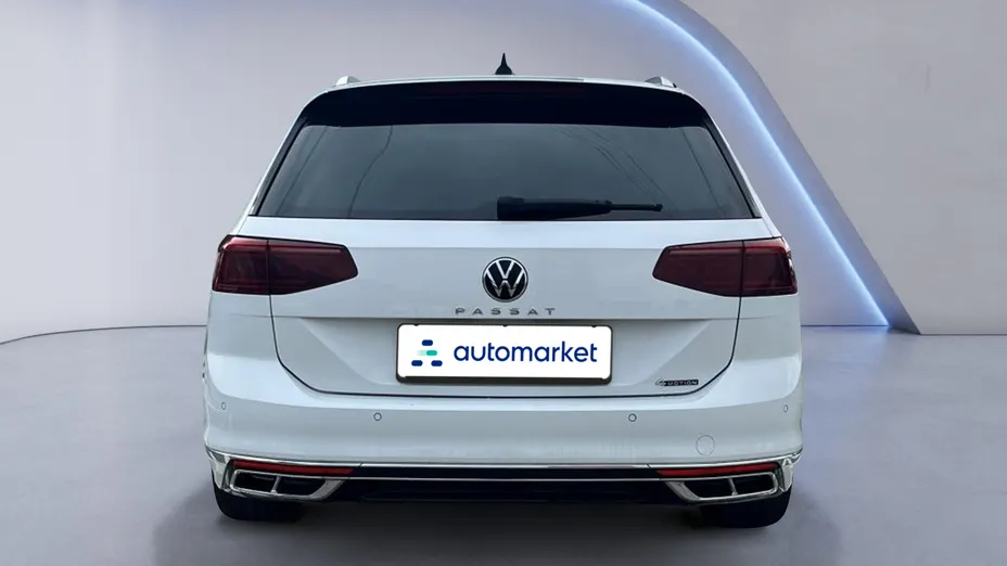 VOLKSWAGEN Passat Passat 2.0 TDI 4Mot. R-Line Edition DSG