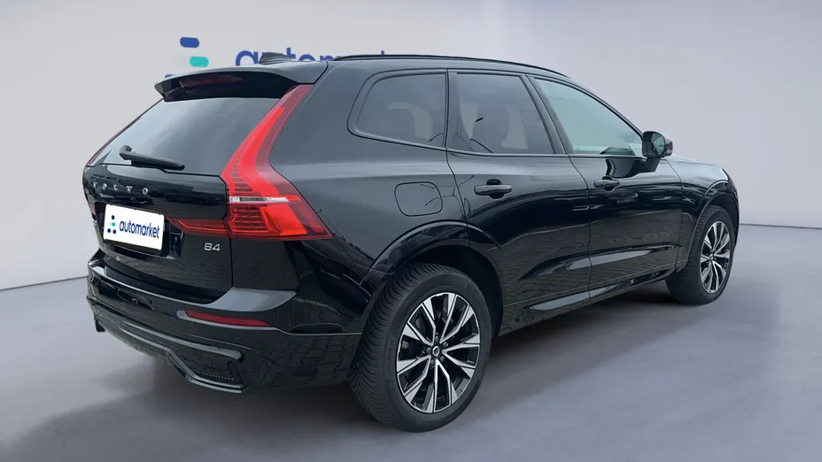 VOLVO XC60 XC60 B4 B Plus Dark aut