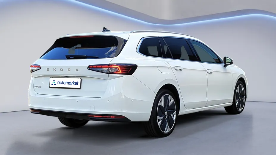 SKODA Superb Superb 1.5 TSI mHEV Selection DSG