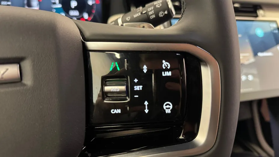 LAND ROVER Discovery Sport Discovery Sport 2.0 D200 mHEV Dynamic SE aut