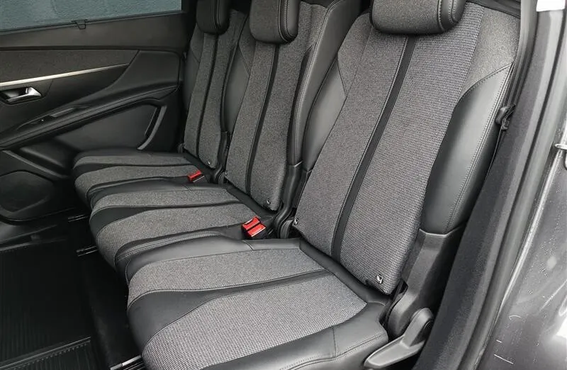 PEUGEOT 5008 5008 1.6 PureTech Allure S&S EAT8