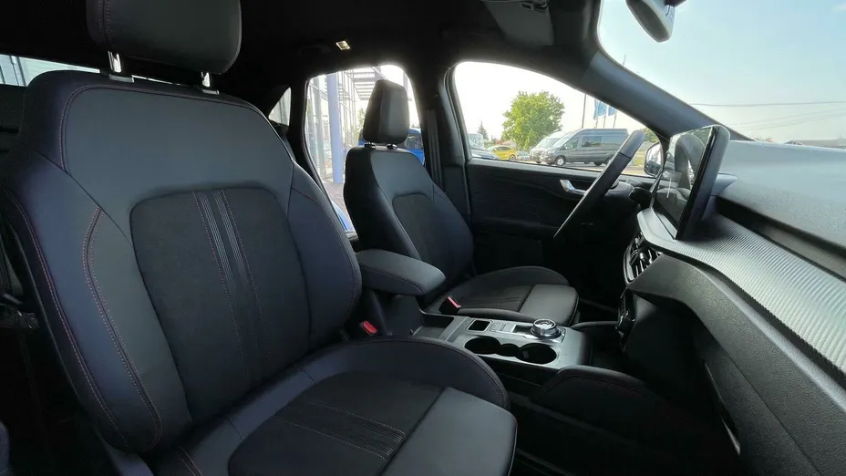 FORD Kuga Kuga 2.5 FHEV AWD ST-Line X eCVT Nowy