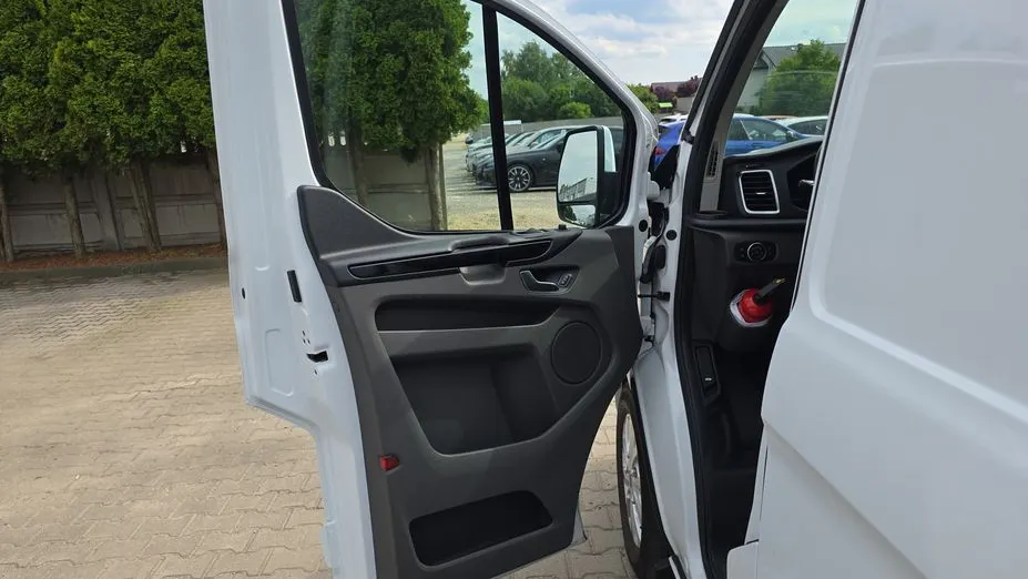 FORD Transit Custom Transit Custom 320 L1H1 Limited Aut.