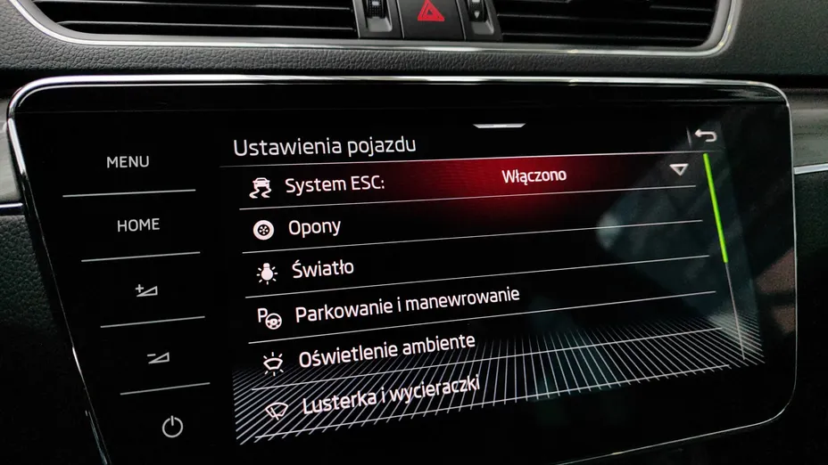 SKODA Superb Superb 2.0 TDI SCR 4x4 Scout DSG