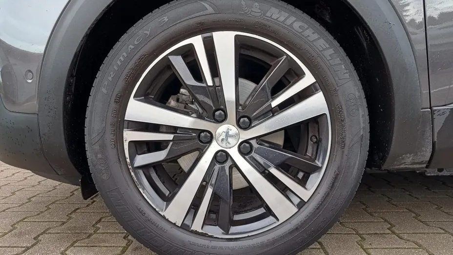 PEUGEOT 5008 5008 1.6 PureTech Allure S&S EAT8