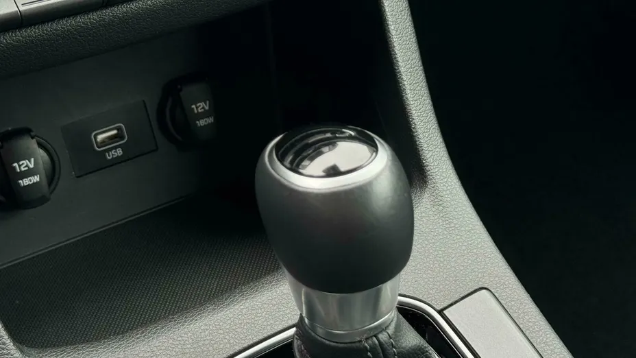HYUNDAI i30 i30 1.0 T-GDI Modern DCT