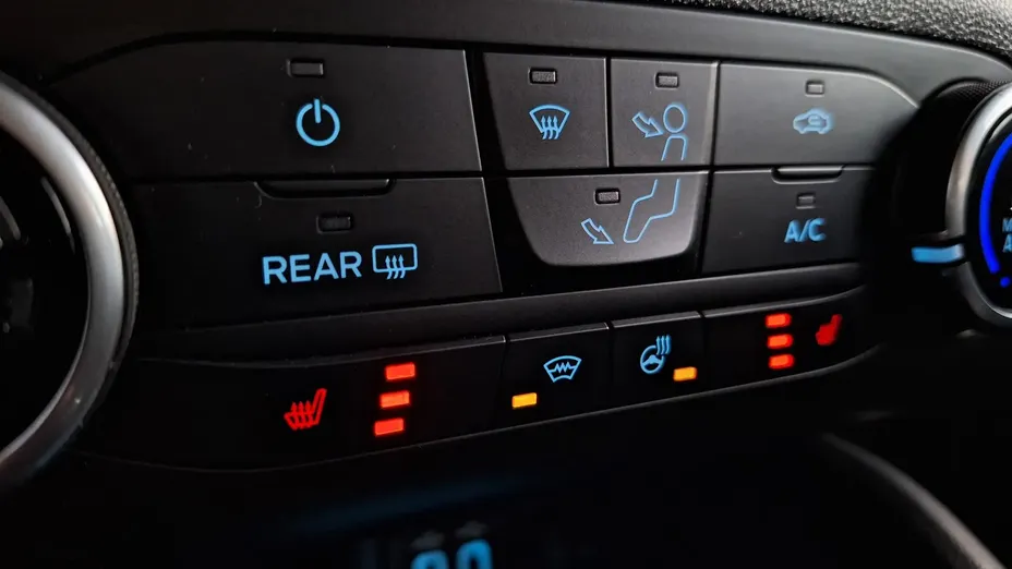 FORD Focus Focus 1.5 EcoBlue SCR Connected