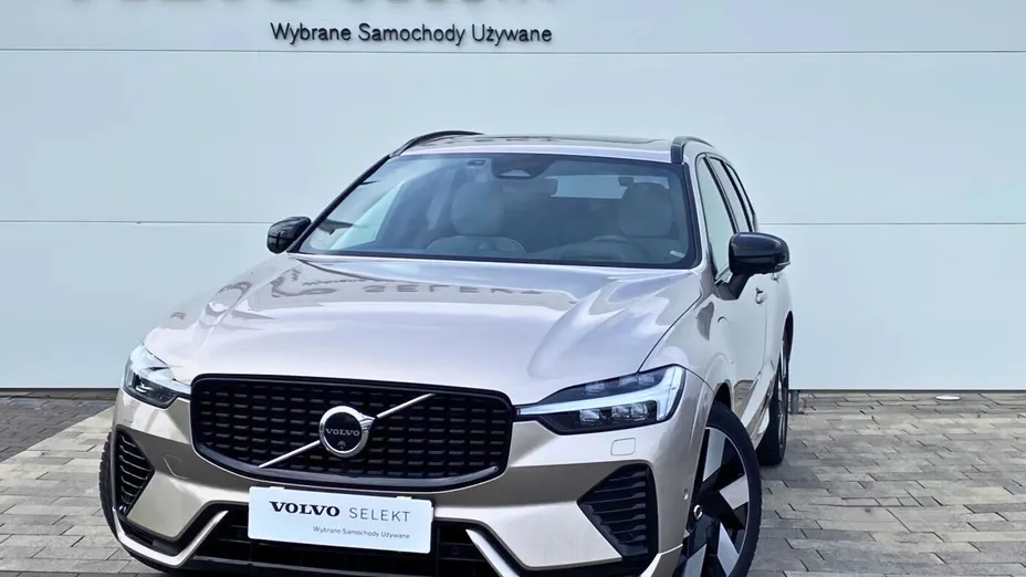 VOLVO XC60 XC60 T8 Plug-In Hybrid AWD Ultimate Dark aut