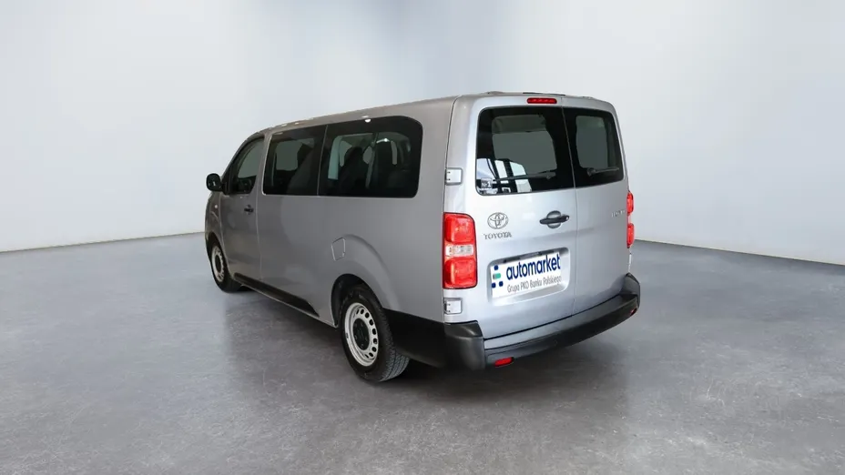 TOYOTA Proace Proace Kombi 1.5 D-4D Long 2,7t