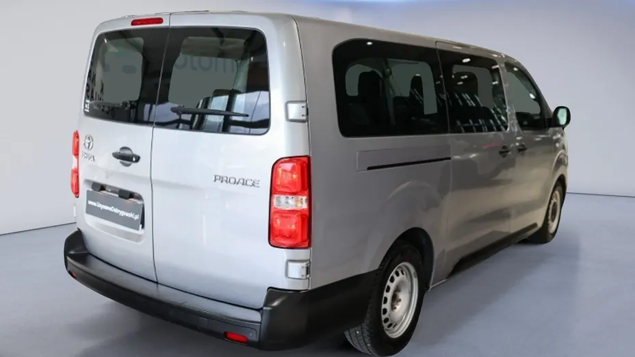 TOYOTA Proace Proace Kombi 1.5 D-4D Long 2,7t