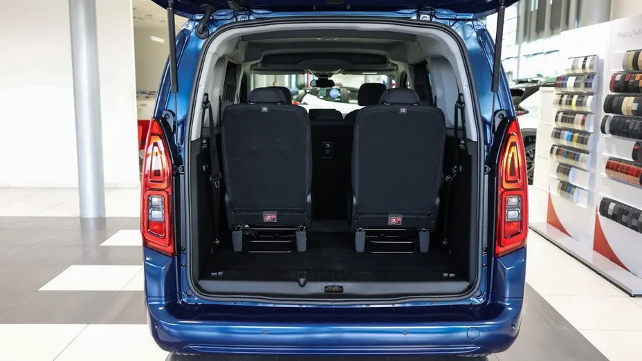 TOYOTA Proace City Verso Proace City Verso Long 1.5 D-4D Family Aut.