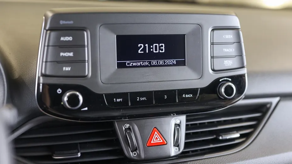 HYUNDAI i30 i30 1.0 T-GDI Classic + DCT