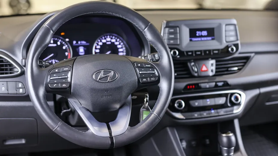 HYUNDAI i30 i30 1.0 T-GDI Classic + DCT