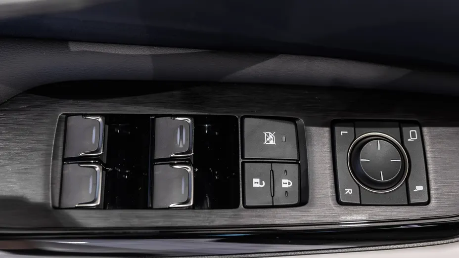 LEXUS ES ES 300h F Sport Design