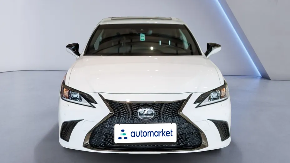 LEXUS ES ES 300h F Sport Design