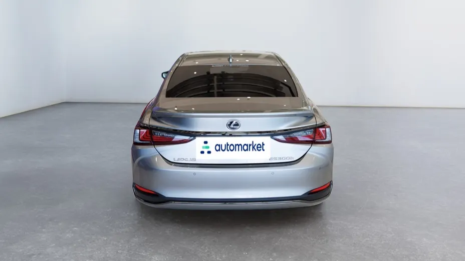 LEXUS ES ES 300h F Sport Design
