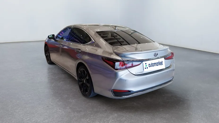 LEXUS ES ES 300h F Sport Design