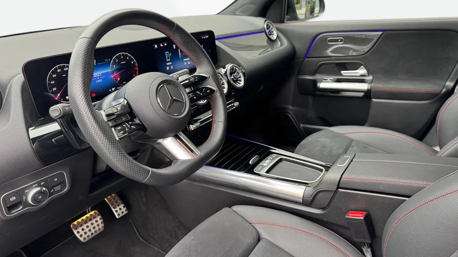 MERCEDES-BENZ GLA GLA 200 mHEV AMG Line 7G-DCT