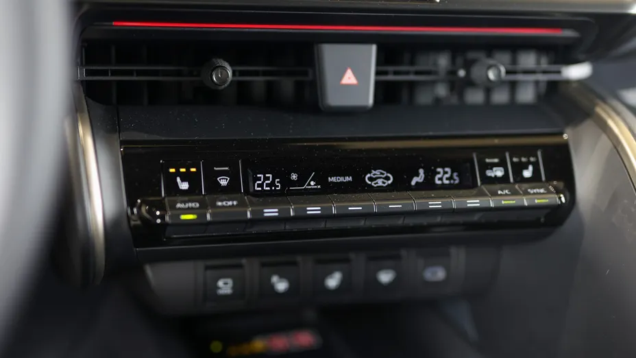 TOYOTA C-HR C-HR 2.0 Hybrid Dynamic Force Executive Premiere Edition AWD
