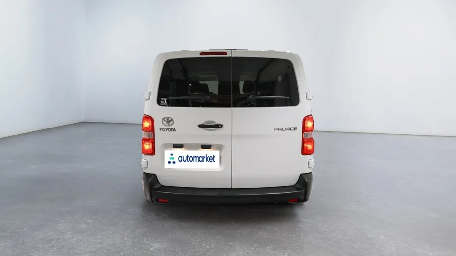 TOYOTA Proace Proace Kombi 2.0 D-4D Long 2,8t