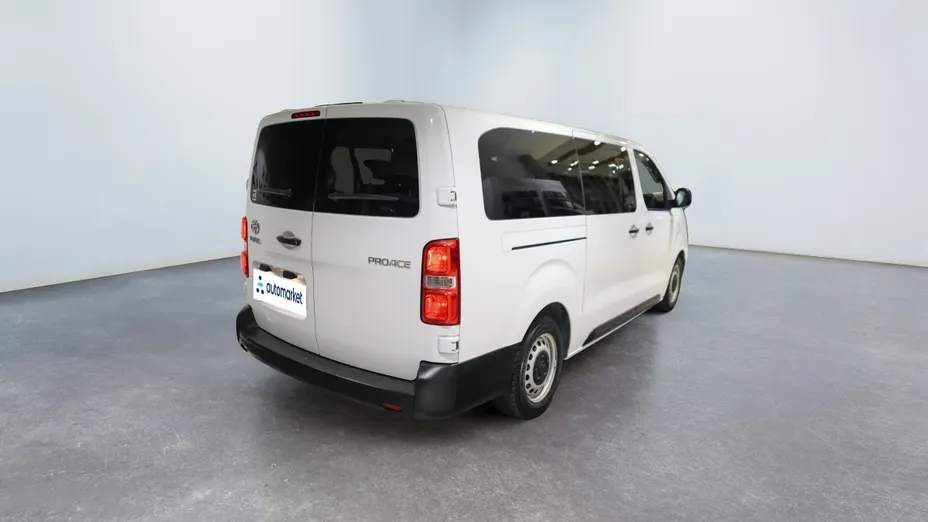 TOYOTA Proace Proace Kombi 2.0 D-4D Long 2,8t