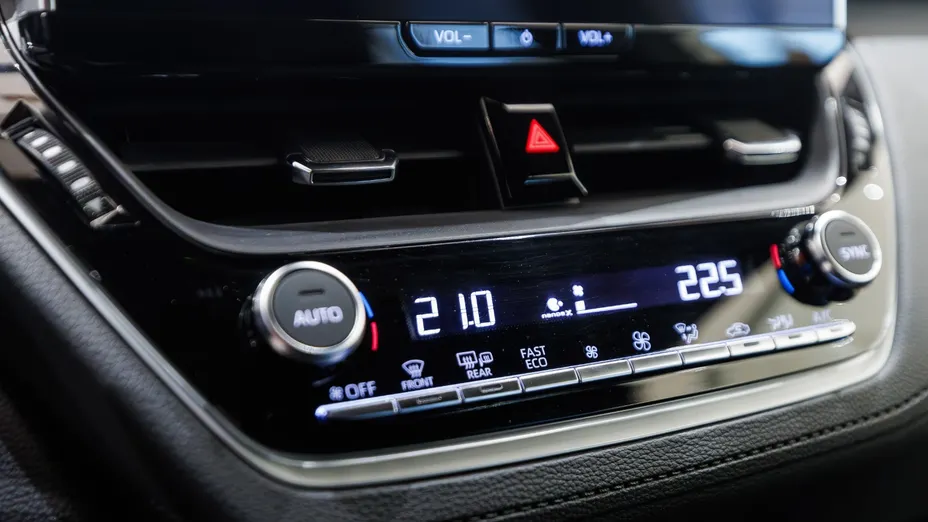 TOYOTA Corolla Cross Corolla Cross 2.0 Hybrid Executive