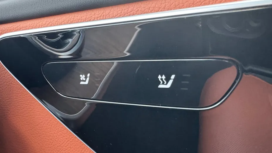 MERCEDES-BENZ C Klasa C 300 e PHEV AMG