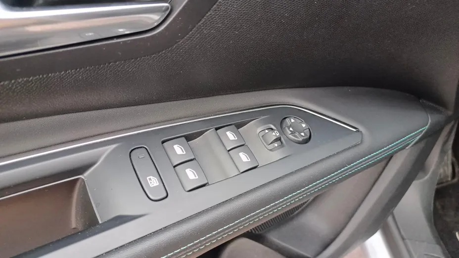 PEUGEOT 5008 5008 1.5 BlueHDi Allure Pack S&S EAT8