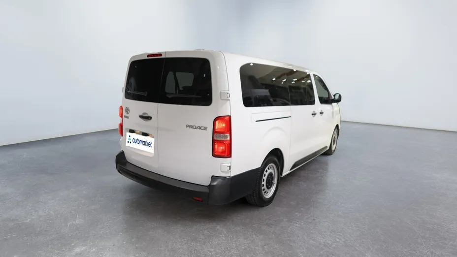TOYOTA Proace Proace Kombi 2.0 D-4D Long 2,8t