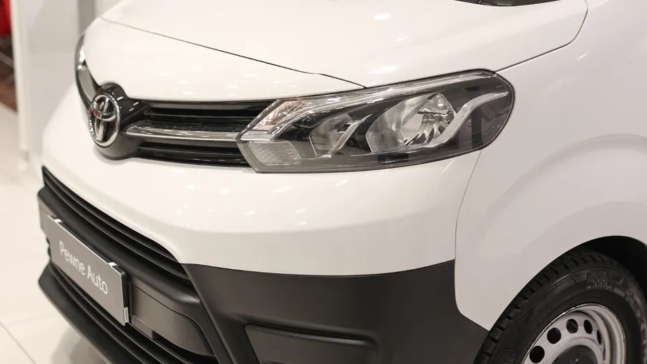 TOYOTA Proace Proace Kombi 2.0 D-4D Long 2,8t