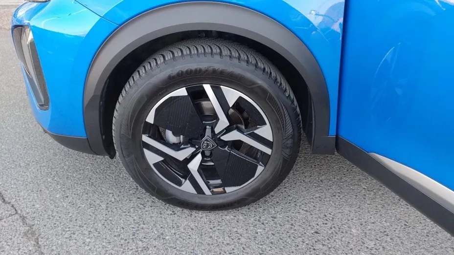 PEUGEOT 2008 2008 PureTech 130 Allure S&S EAT8