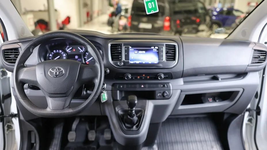 TOYOTA Proace Proace Kombi 2.0 D-4D Long 2,8t