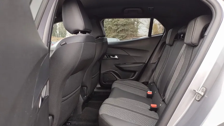 PEUGEOT 2008 2008 1.2 PureTech Allure S&S EAT8