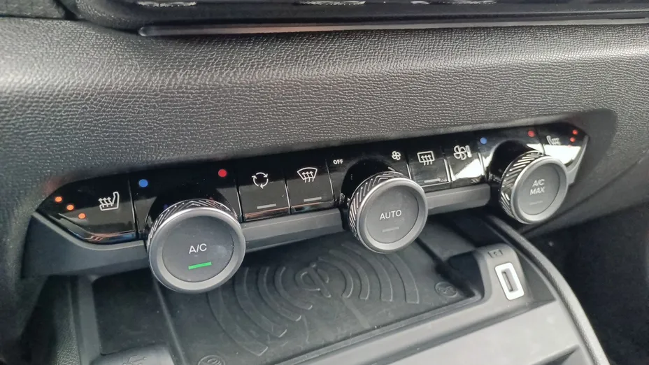 CITROEN C4 C4 1.2 PureTech Max S&S EAT8