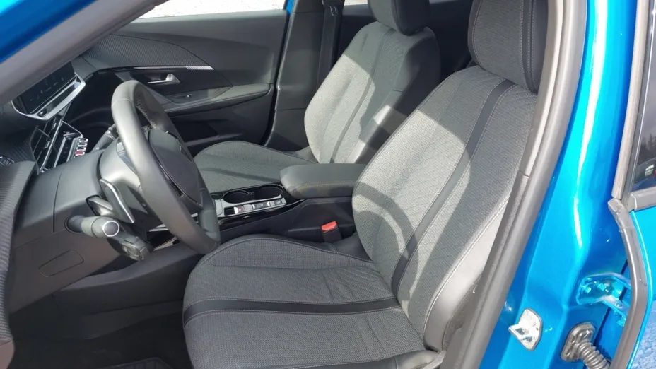 PEUGEOT 2008 2008 1.2 PureTech Allure S&S EAT8