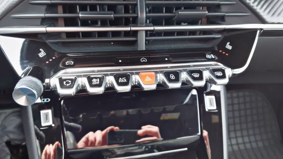 PEUGEOT 2008 2008 1.2 PureTech Allure S&S EAT8