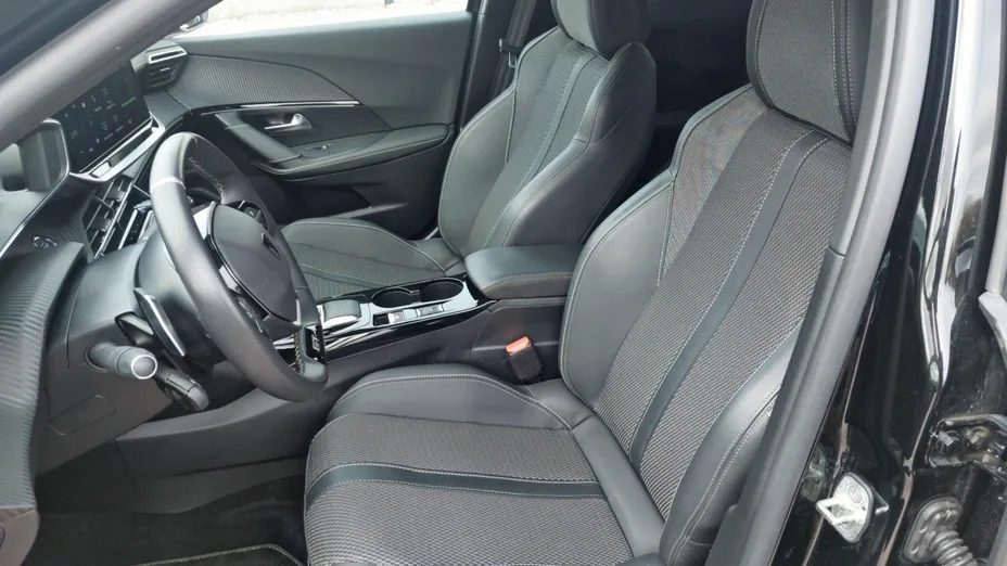 PEUGEOT 2008 2008 1.2 PureTech GT S&S EAT8