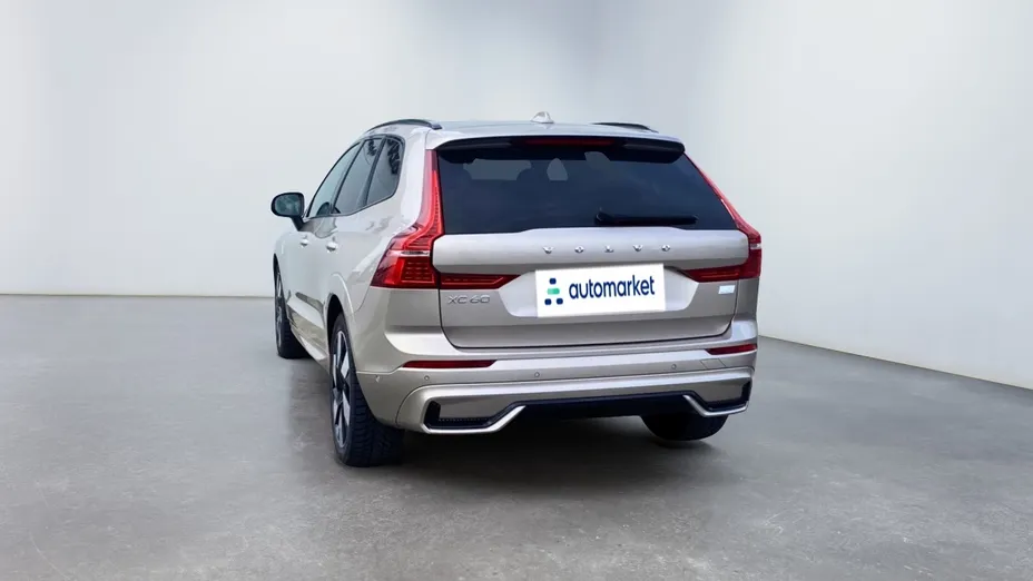 VOLVO XC60 XC60 T8 Plug-In Hybrid AWD Ultimate Dark aut
